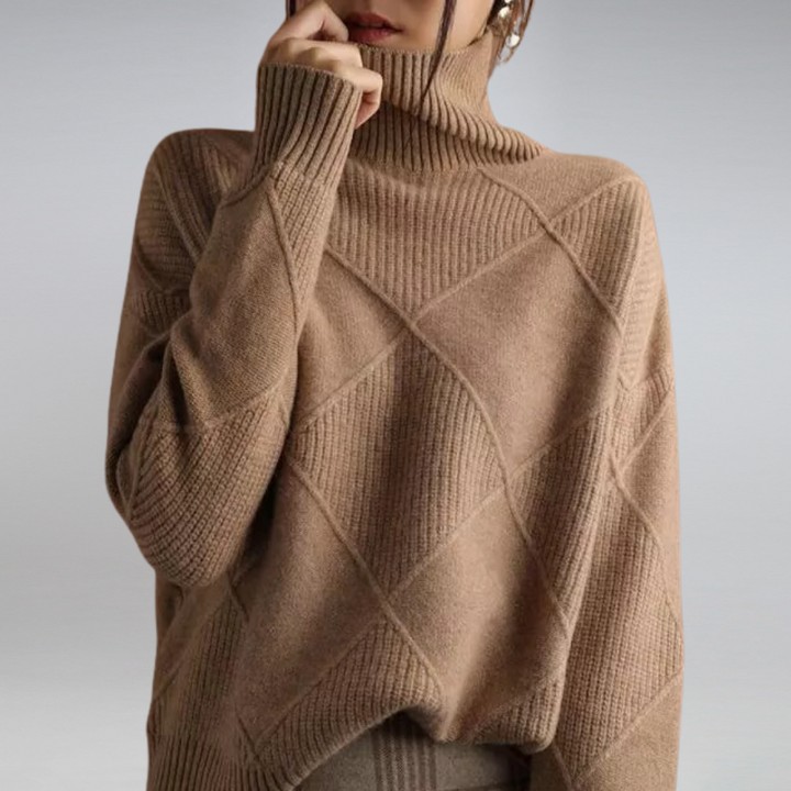 Stella - Luxurious Turtleneck Sweater