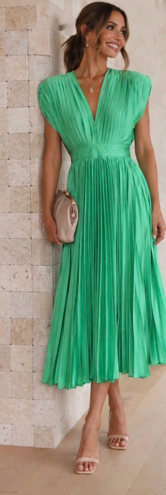 Genevieve | Timeless Pleated Midi Dress