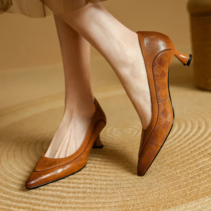 Fiona Elegant Pumps - Alurea & Co.