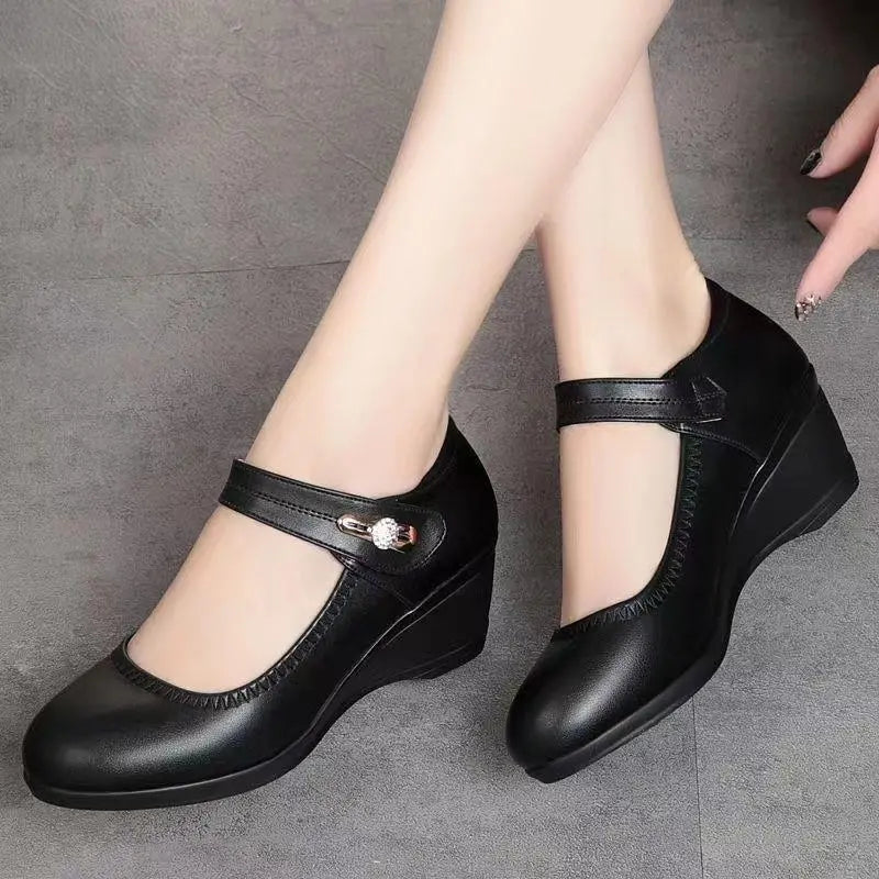 Lydia – Elegant Mid-Heel Comfort Shoes - Alurea & Co.