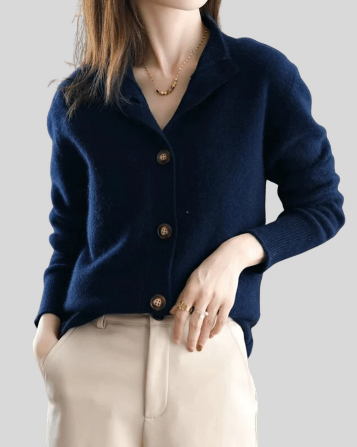 Claire | Retro-Style Cashmere Cardigan - Alurea & Co.