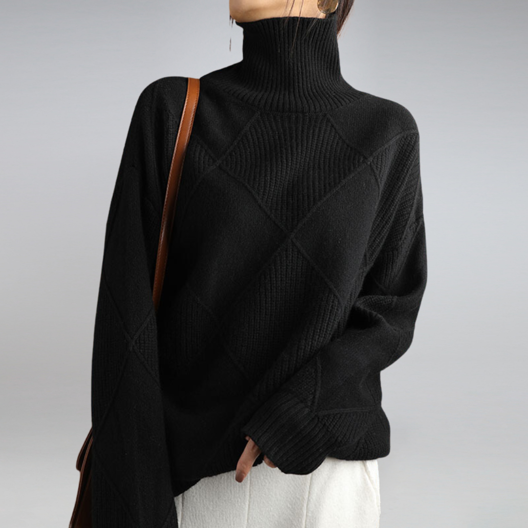 Stella - Luxurious Turtleneck Sweater