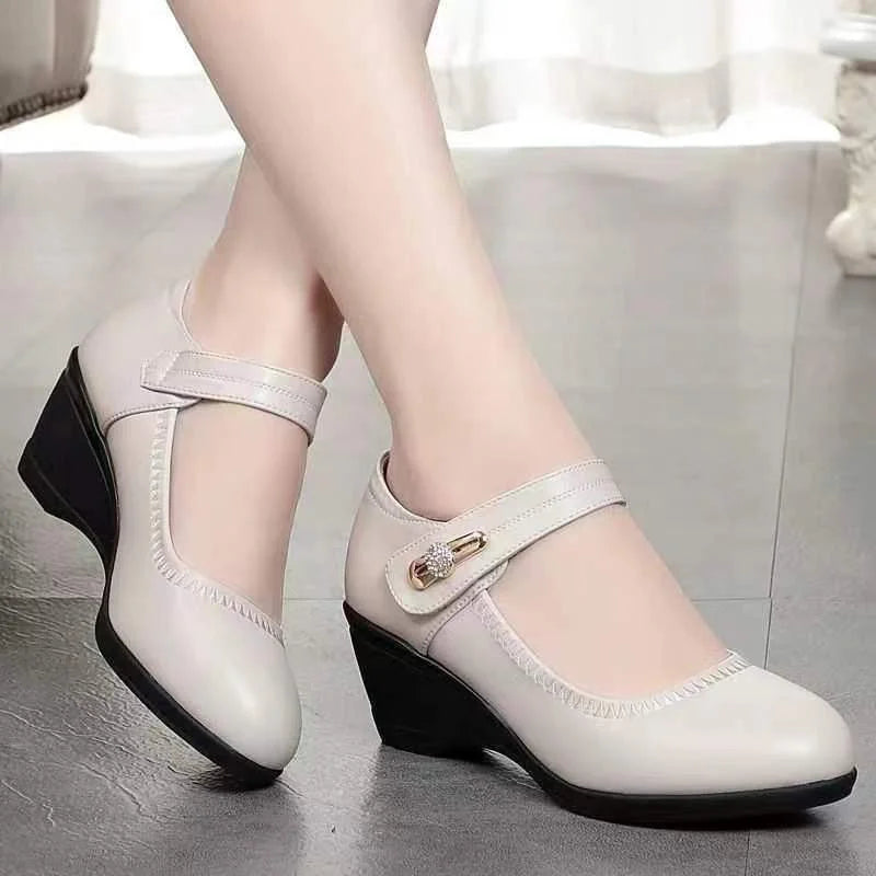 Lydia – Elegant Mid-Heel Comfort Shoes - Alurea & Co.