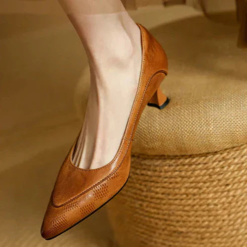 Fiona Elegant Pumps - Alurea & Co.