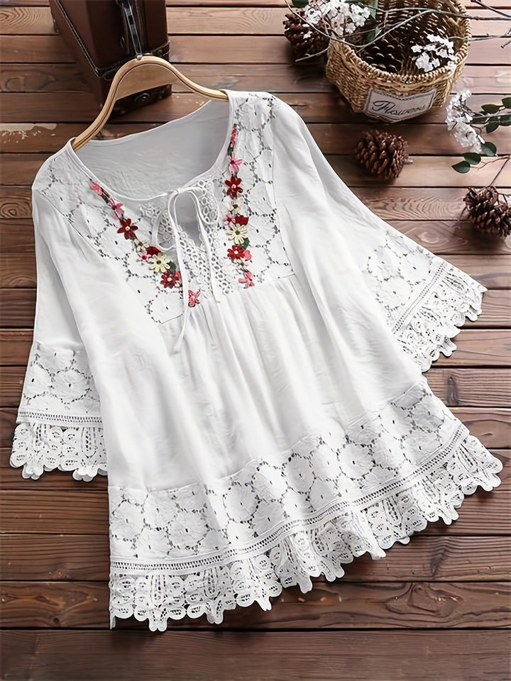 Monique – Lace Elegance Blouse