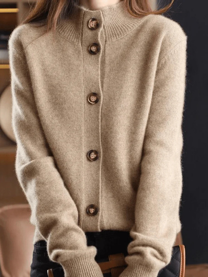 SOFIA BUTTON CARDIGAN - Alurea & Co.