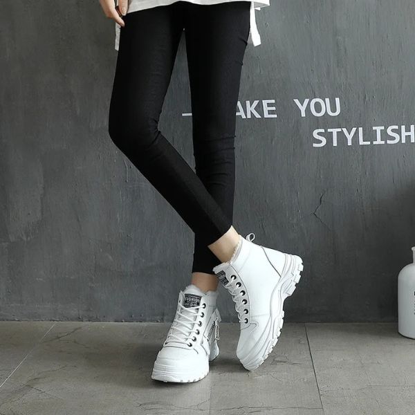 Nyra – Casual High-Top Ankle Sneakers