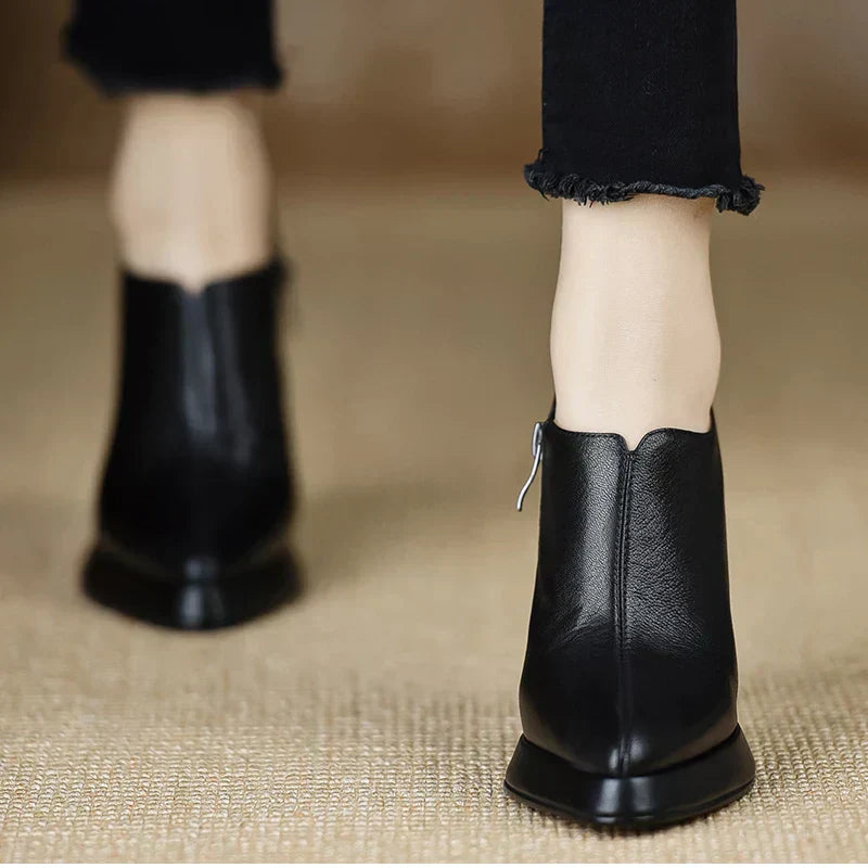 Carina Stylish Pumps - Alurea & Co.