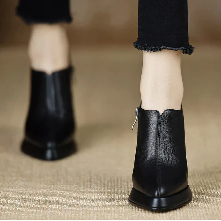 Carina Stylish Pumps - Alurea & Co.
