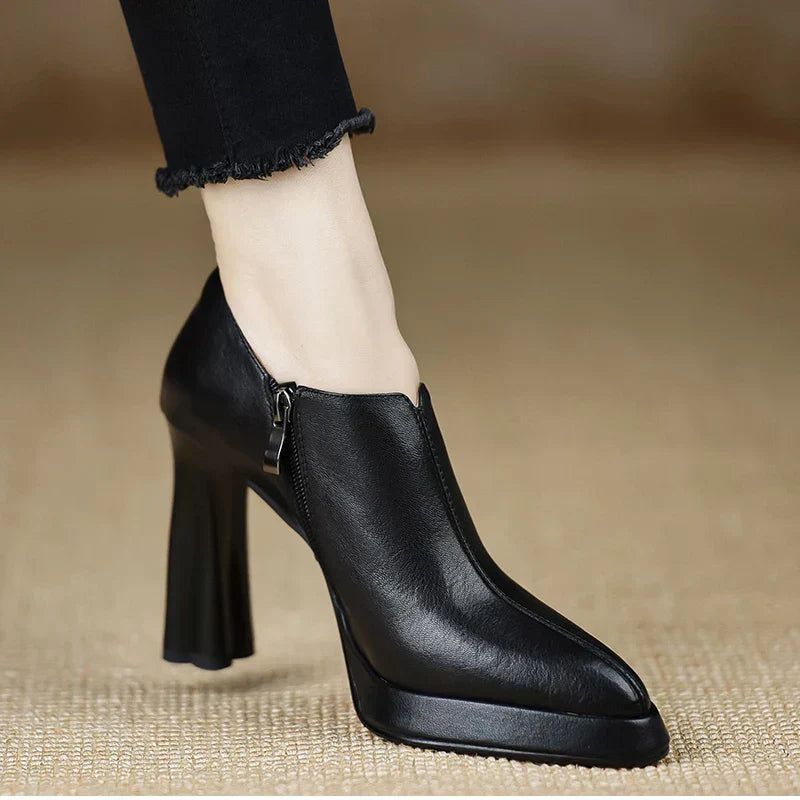 Carina Stylish Pumps - Alurea & Co.