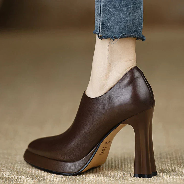 Carina Stylish Pumps - Alurea & Co.