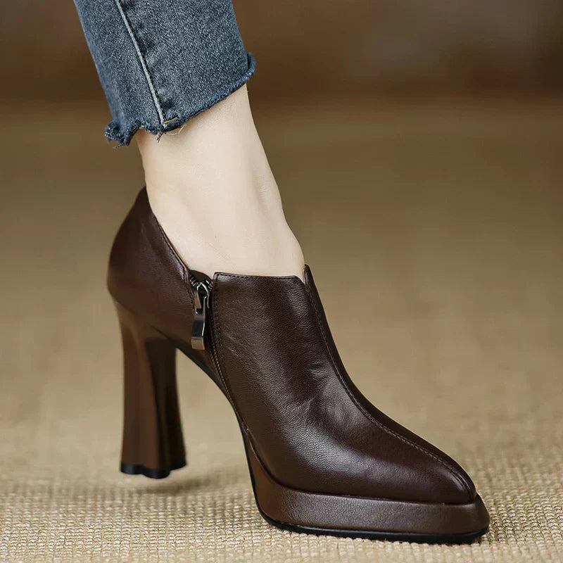 Carina Stylish Pumps - Alurea & Co.