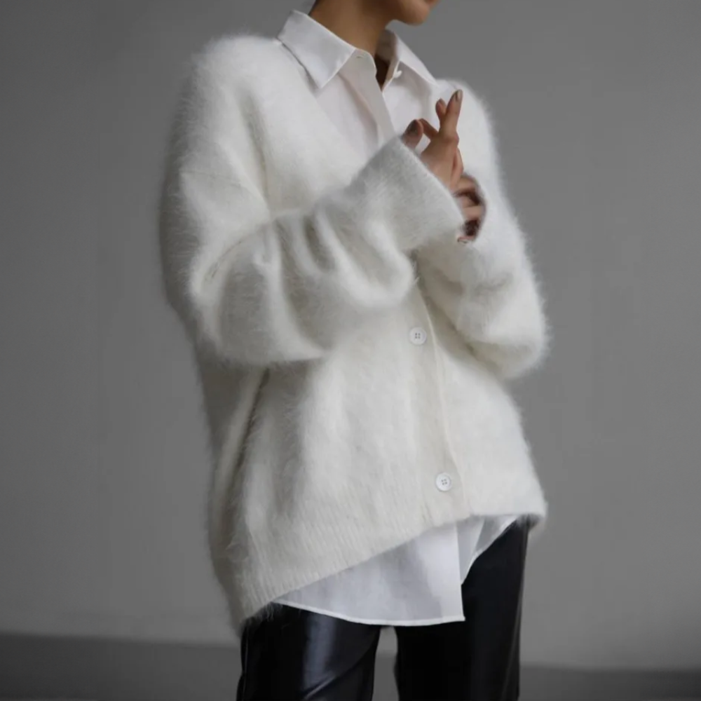 Myla | Timeless Comfort Loose Cardigan - Alurea & Co.