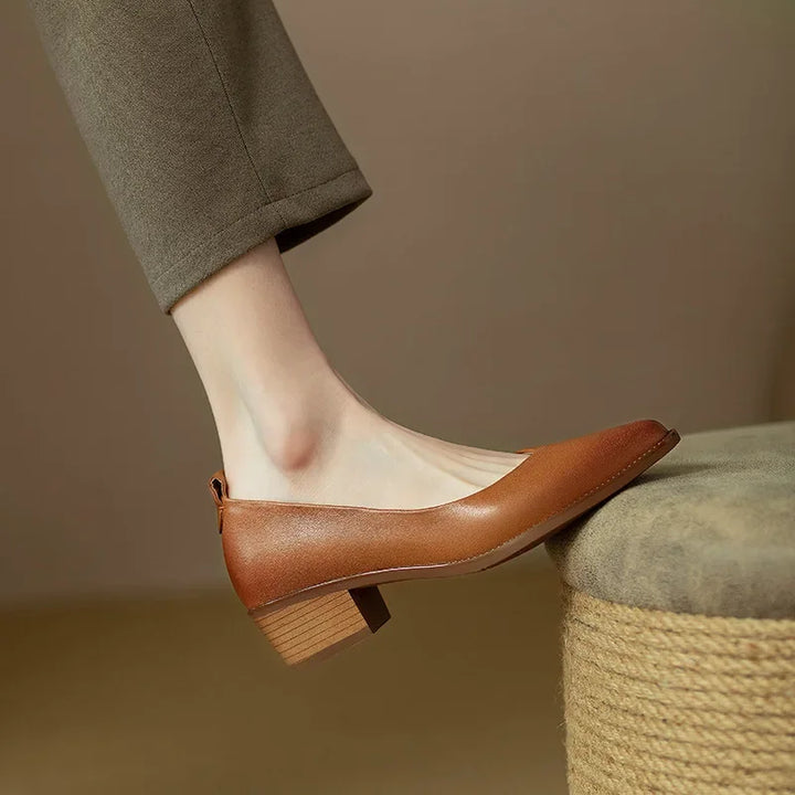 Helen Classic Pumps - Alurea & Co.