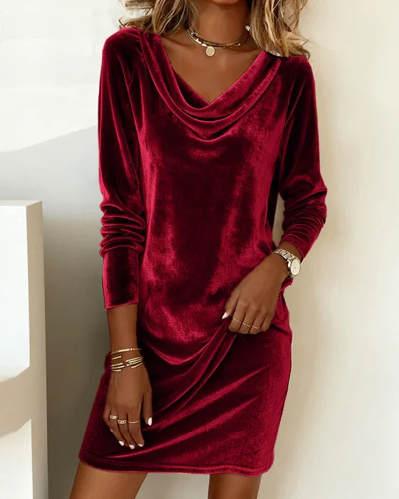 Frosina - Loose Fitting Velvet Dress - Alurea & Co.
