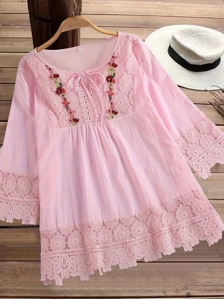 Monique – Lace Elegance Blouse