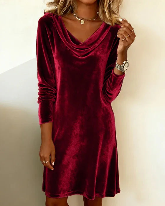 Frosina - Loose Fitting Velvet Dress - Alurea & Co.