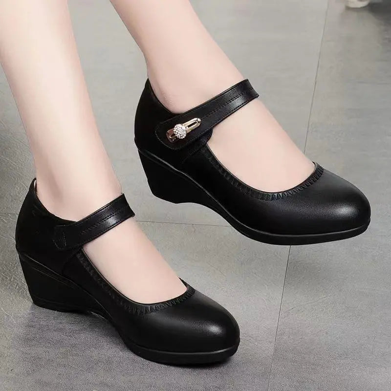 Lydia – Elegant Mid-Heel Comfort Shoes - Alurea & Co.