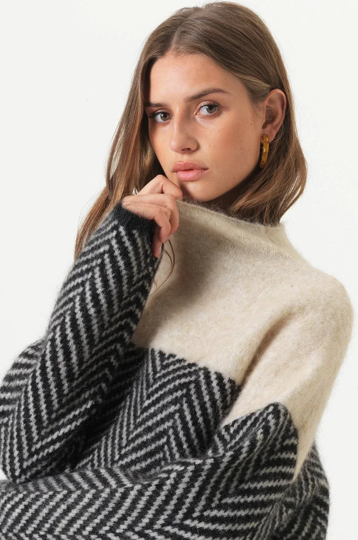 Adelie | Premium Turtleneck Knit
