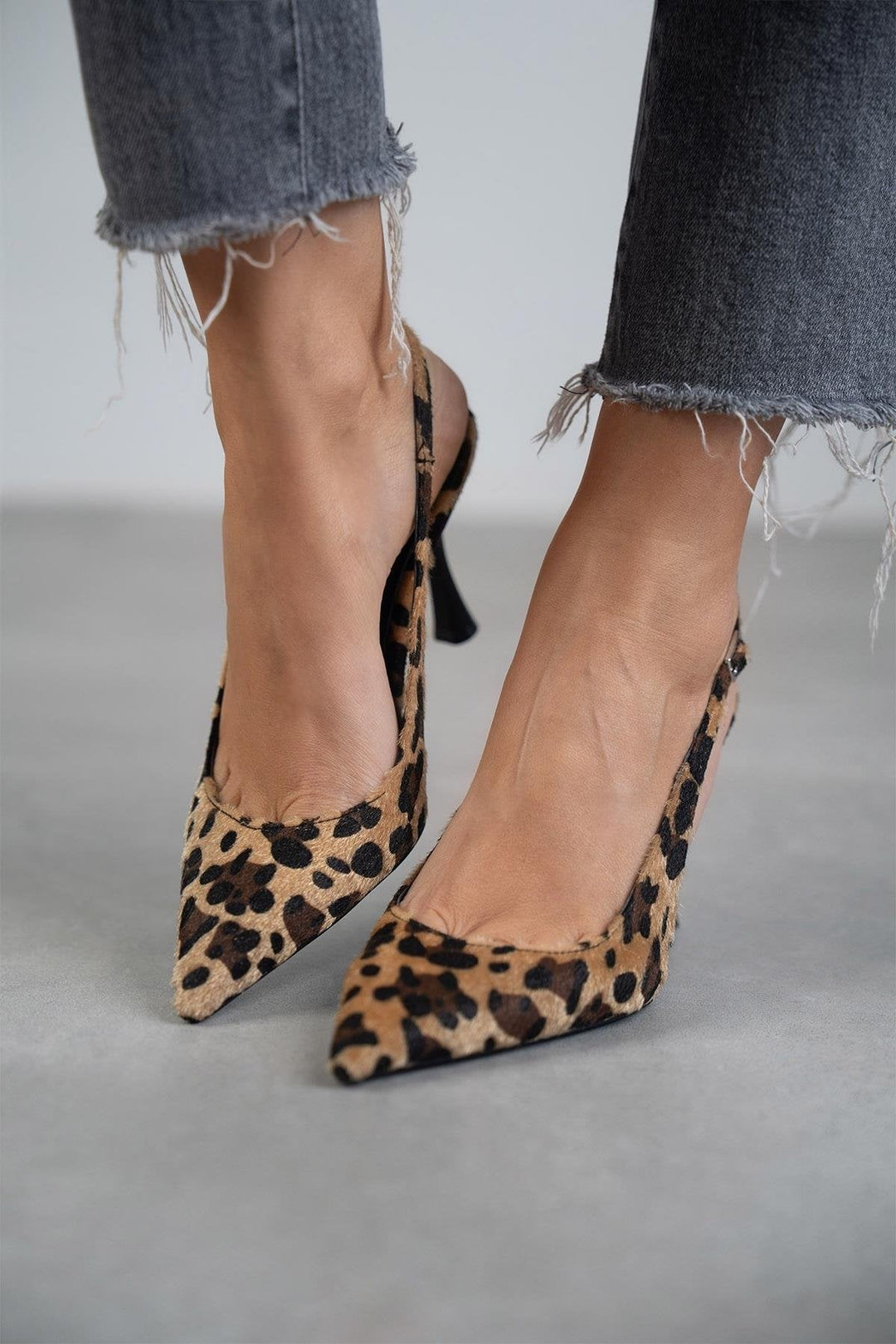 Monique – Leopard Pointed-Toe Heels