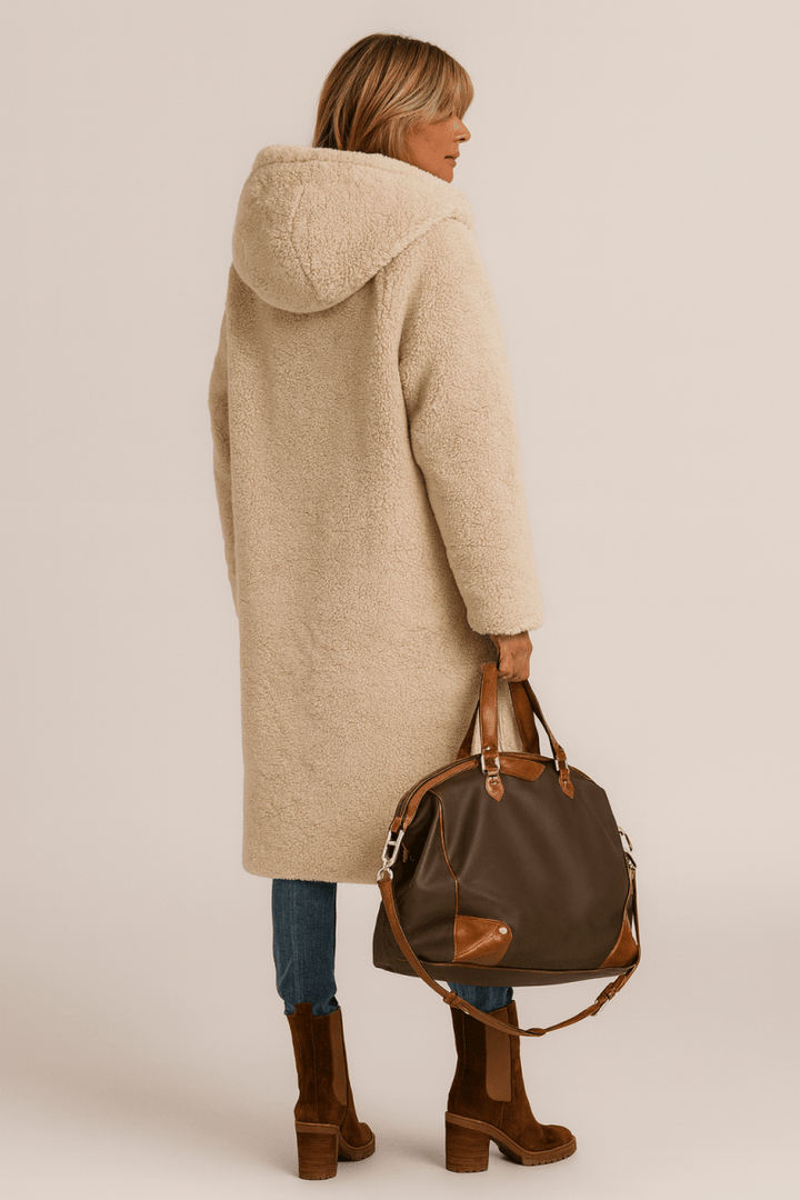 SASHA | SOFT AND  LUSH REVERSIBLE COAT - Alurea & Co.