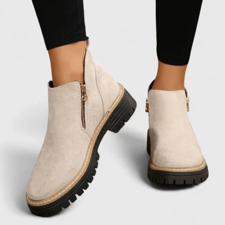 Thalyanna | Orthopedic Boots - Alurea & Co.